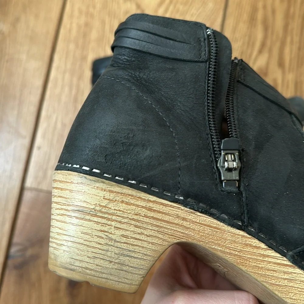 DANSKO | Tassle ankle bootie size 37